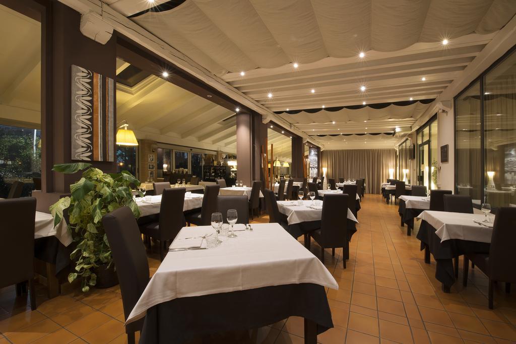 Hotel Villa Ducale Парма Екстер'єр фото