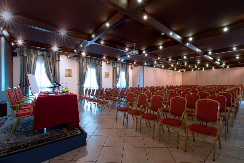 Hotel Villa Ducale Парма Екстер'єр фото